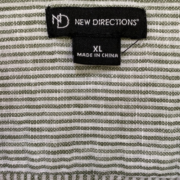 New Direction Linen 3/4 sleeve top/blouse - Picture 2 of 9